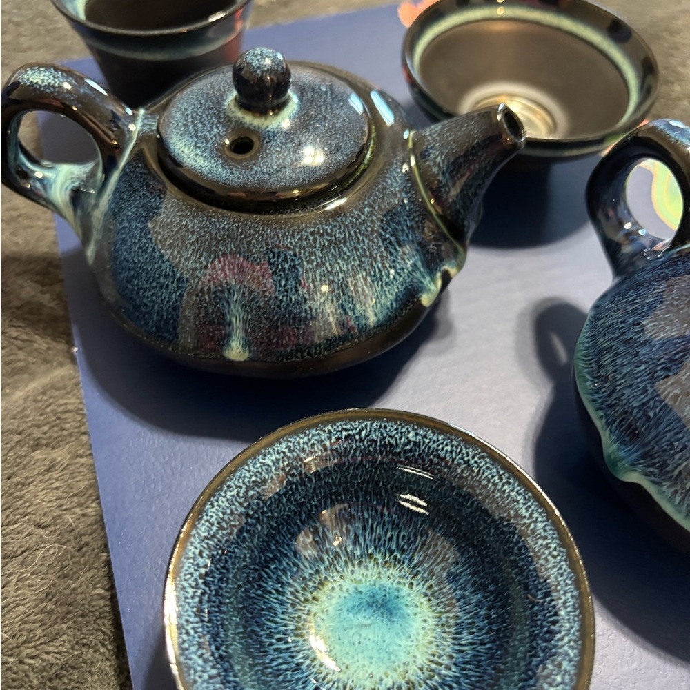 ZhongGuo Lici Blue Teapot Set